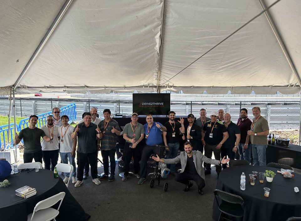 What an awesome day to Race Supercars and communicate directly with some of the best stock traders and real estate moguls on the planet.
<a href="/TheMotorEnclave/">TheMotorEnclave</a> @MarkMinervini <a href="/DanFitzpatrick/">Dan Fitzpatrick</a> <a href="/drive2thrive_/">Drive2Thrive</a>  
<a href="/GuySalani/">Guy Michael S.</a> 
<a href="/paul_kazanofski/">Paul Kazanofski</a> 
#mentors
