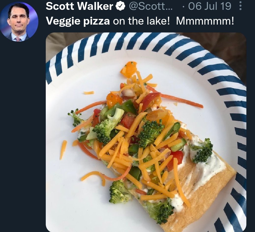 FoodieScottWalker tweet media