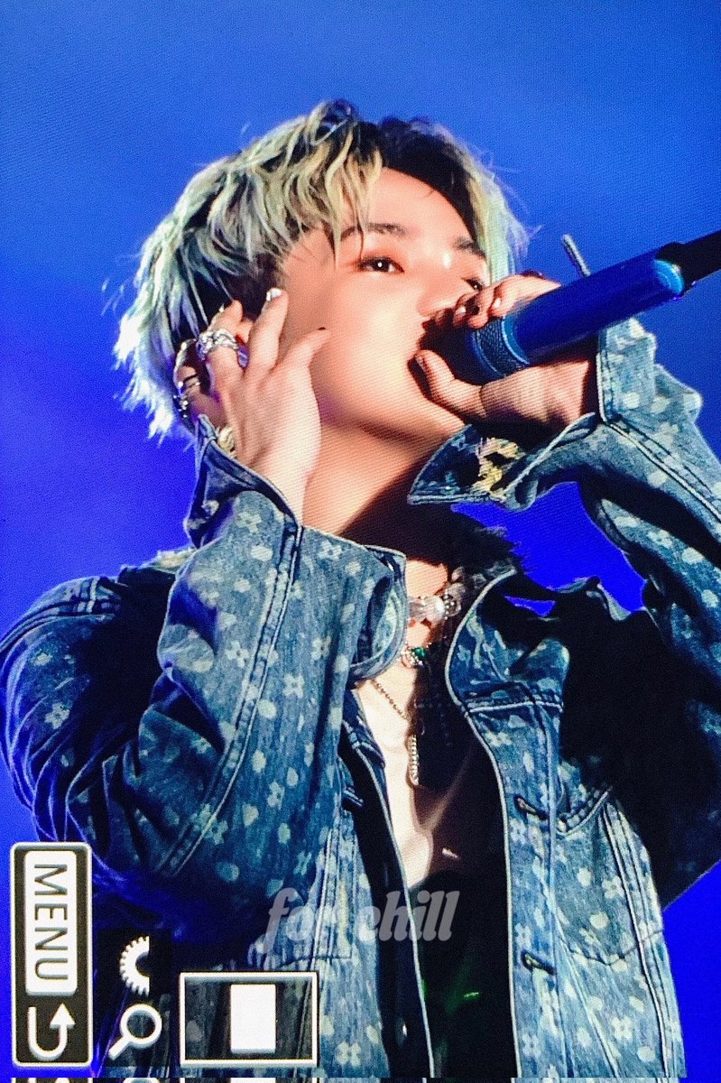 I can't ever describe how i love you in this short limited caption section. But, Kak, you have to know that I love everything about you. The way you talk, the way you smile. Thanks for always spread the love, bebe. I'll always be there for you. Happy birthday, Hyunsukkie 🎂🎉