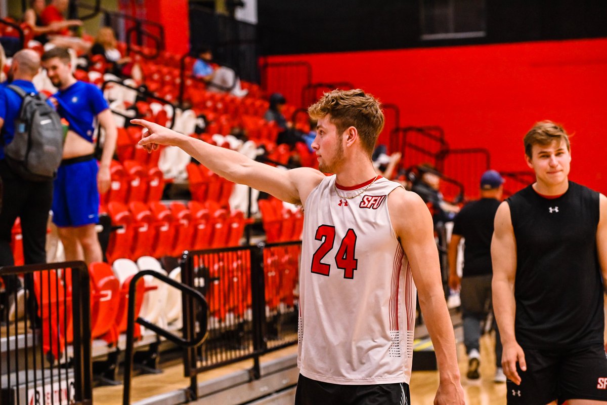 RedFlashMVB's tweet image. Semifinal warm ups ♨️

🔴⚡️🏐
#GoRedFlash #RedFlashmvb