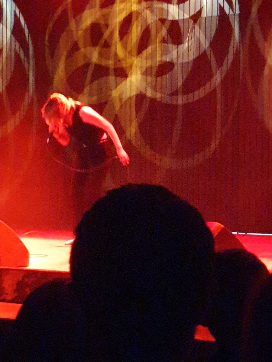 errol767's tweet photo. @_billy_nomates fantastic tonight in Manchester. 🙂 https://t.co/eduxP8vGMa
