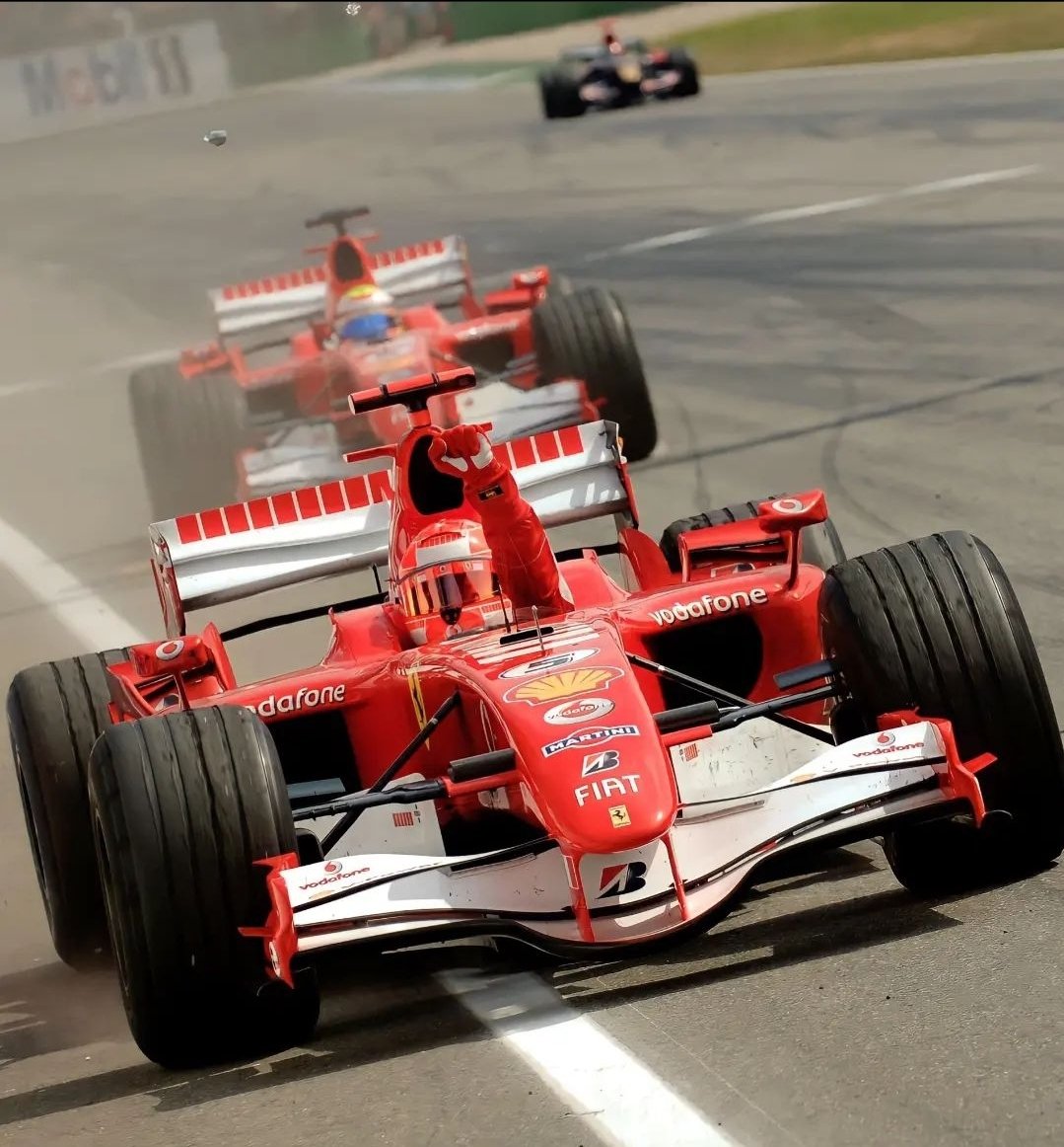 #ferrarifriday...Schumacher🏆 and Massa 
📸via..gp_classic
