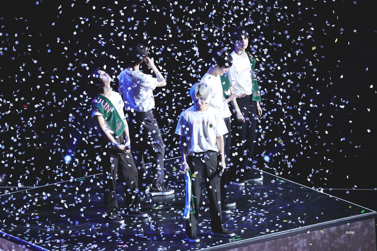 sarilvsgyu's tweet photo. 모아를 사랑해주시고 응원해주셔서 감사합니다 사랑하고 항상 사랑하겠습니다
#BEOMGYU #범규 https://t.co/HxuLoUtDSH