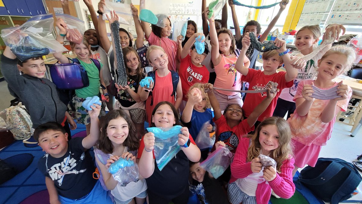 Miss Resch tweet media