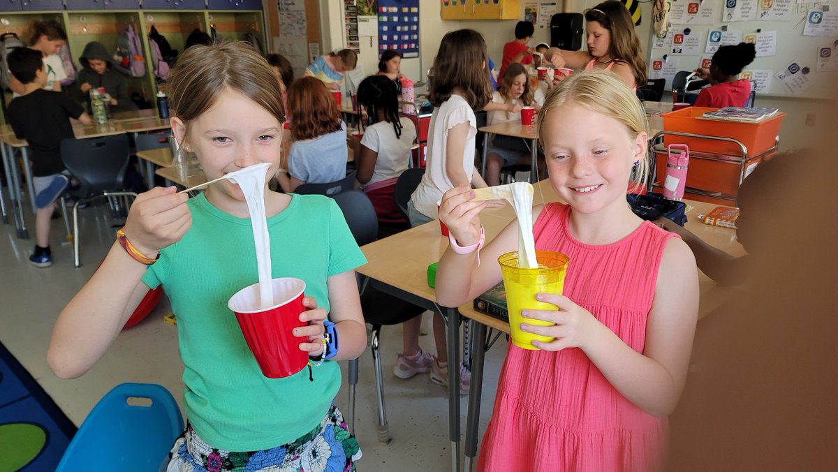 Miss Resch tweet media