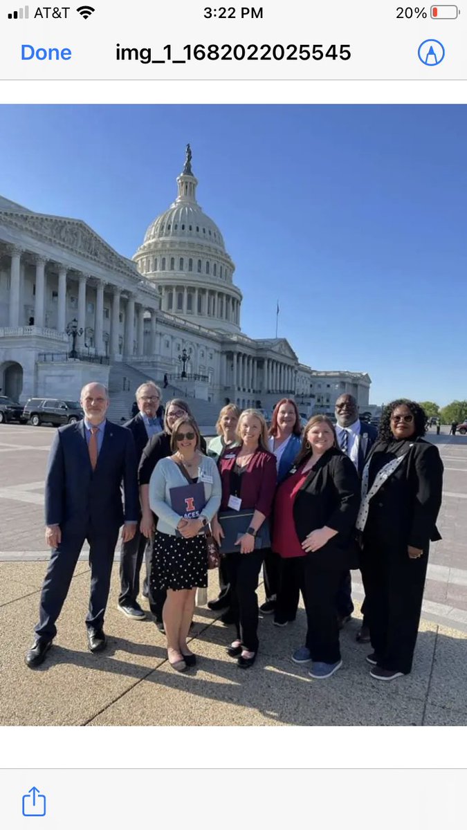 AmandaCIllinois's tweet photo. The Hill. Where bills become a law. FYI, wear comfortable shoes. #CapitalHill https://t.co/Pt7JUiVtvF