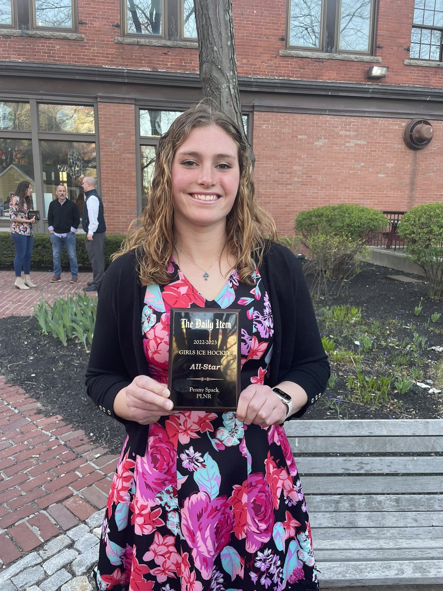 PLNRGirlsHockey's tweet photo. huge congrats to Penny Spack &amp; Alyse Mutti on being named Item All Stars!! 🤩👏🏼 we are so proud of you!! rumor has it, you’re both crushing it on the softball field too!! @TannerCoach @NRAthleticDir @ItemSports https://t.co/FZnP2D8eqy