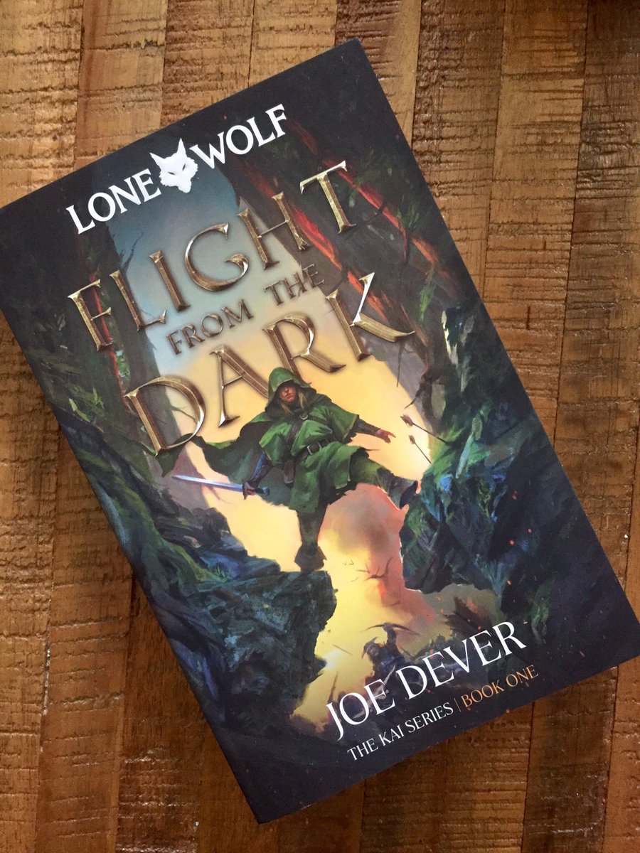 OriginalGrogna1's tweet photo. Mail call!
Flight from the Dark, Lone Wolf book one, by Joe Dever with illustrations by Gary Chalk!
I read through this so many times as a kid! Amazing book!
#garychalk #joedever #lonewolf #flightfromthedark #1980s #RPG #book #fantasybooks https://t.co/ar1hI6Ndba