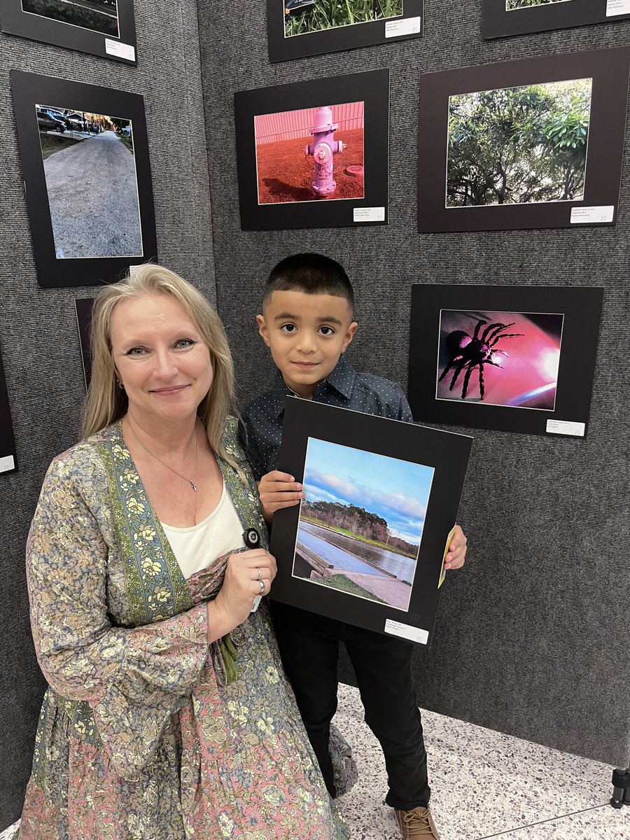 So proud of Amy from Ms Conyer’s class and Alan from Ms Hernandez class for participating in this year’s annual Aldine Photography Festival @AldineISD @AldineArt @InksterArt  #PowerofPrimary @orfelinda_todd @Vardeman_AISD @EcVardeman