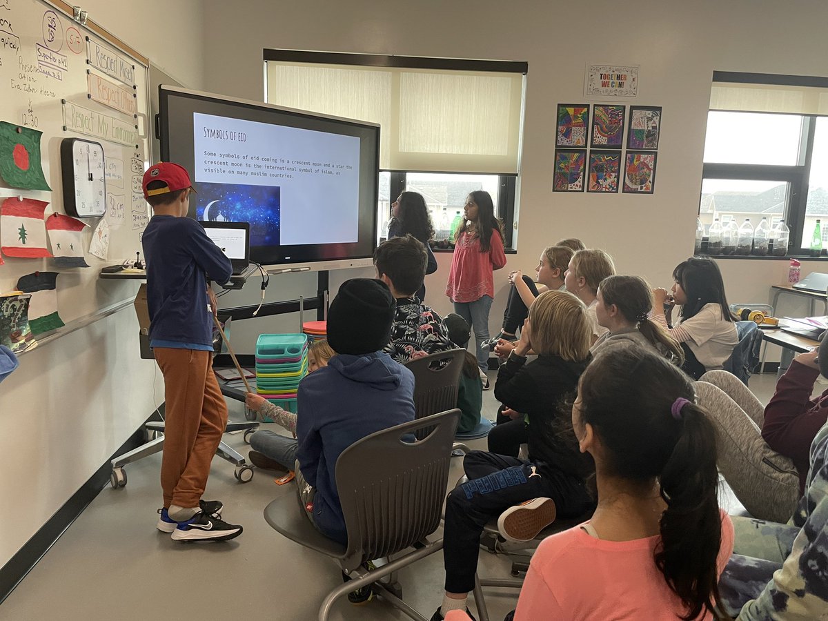 MrVeronese's tweet photo. Students in grade 4 teaching our class about Ramadan and Eid. Thank you for teaching us! @KiddleCBE @yyCBEdu #EidMubarak https://t.co/2HlznVYJ1e