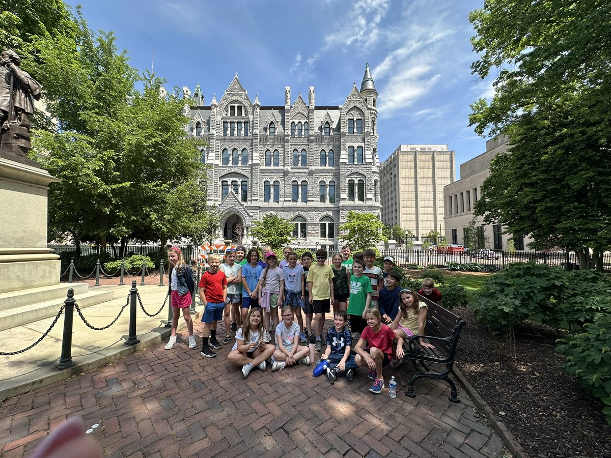 Sarah Dutoi tweet media