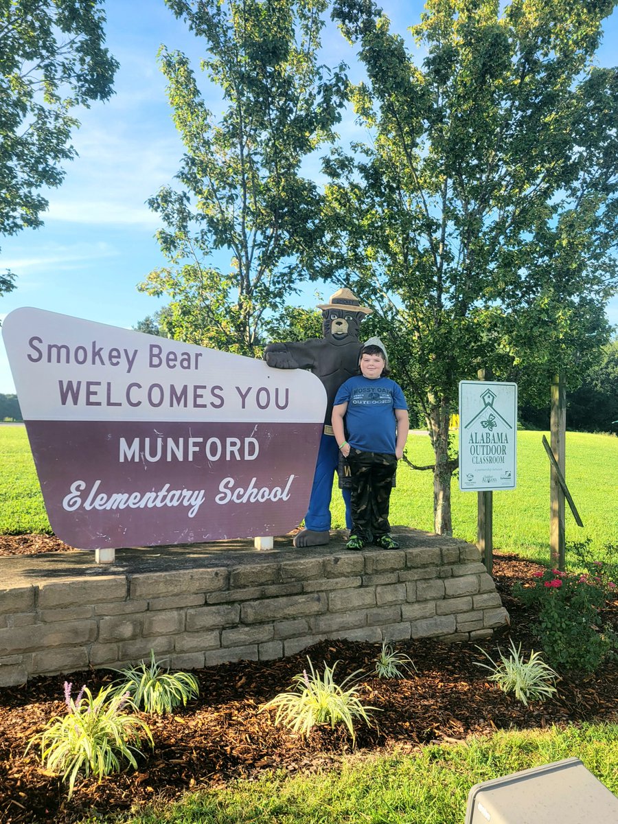 mybooster.com/v3/dash/K27dVg… Help our school grow!!!