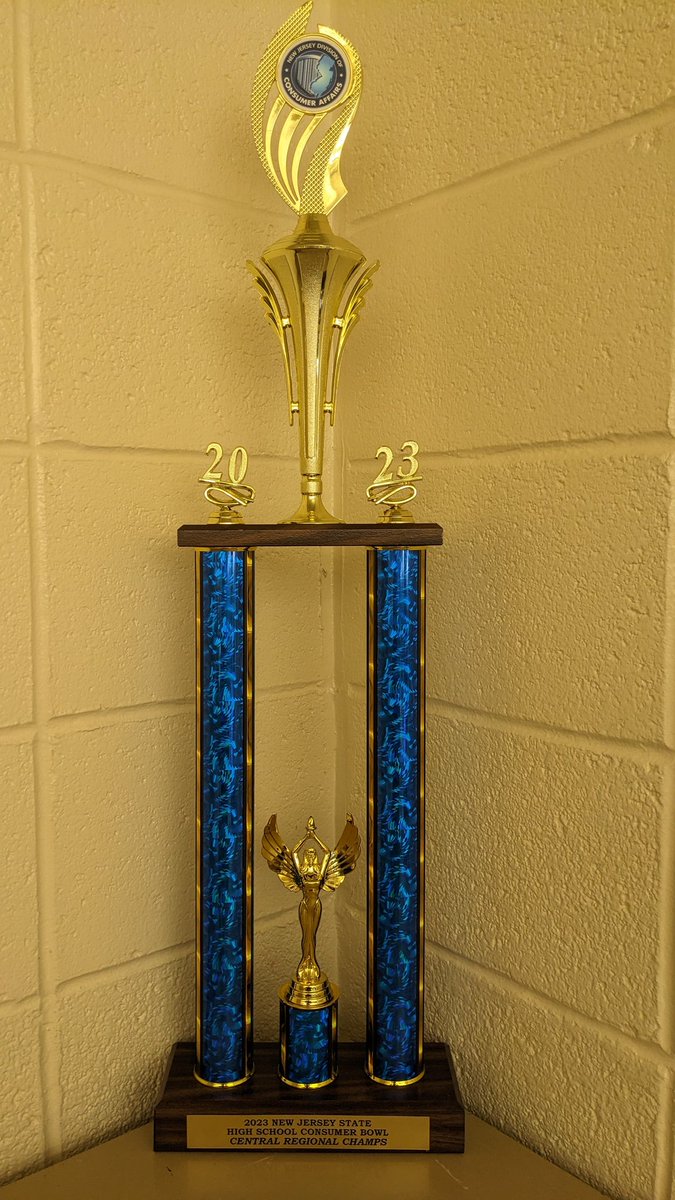 mrteley's tweet photo. 2023 Central Region Consumer Bowl Champions, Hightstown High School!
#Classof2024 #HightstownRams #RamStrong https://t.co/106zyDq6hr