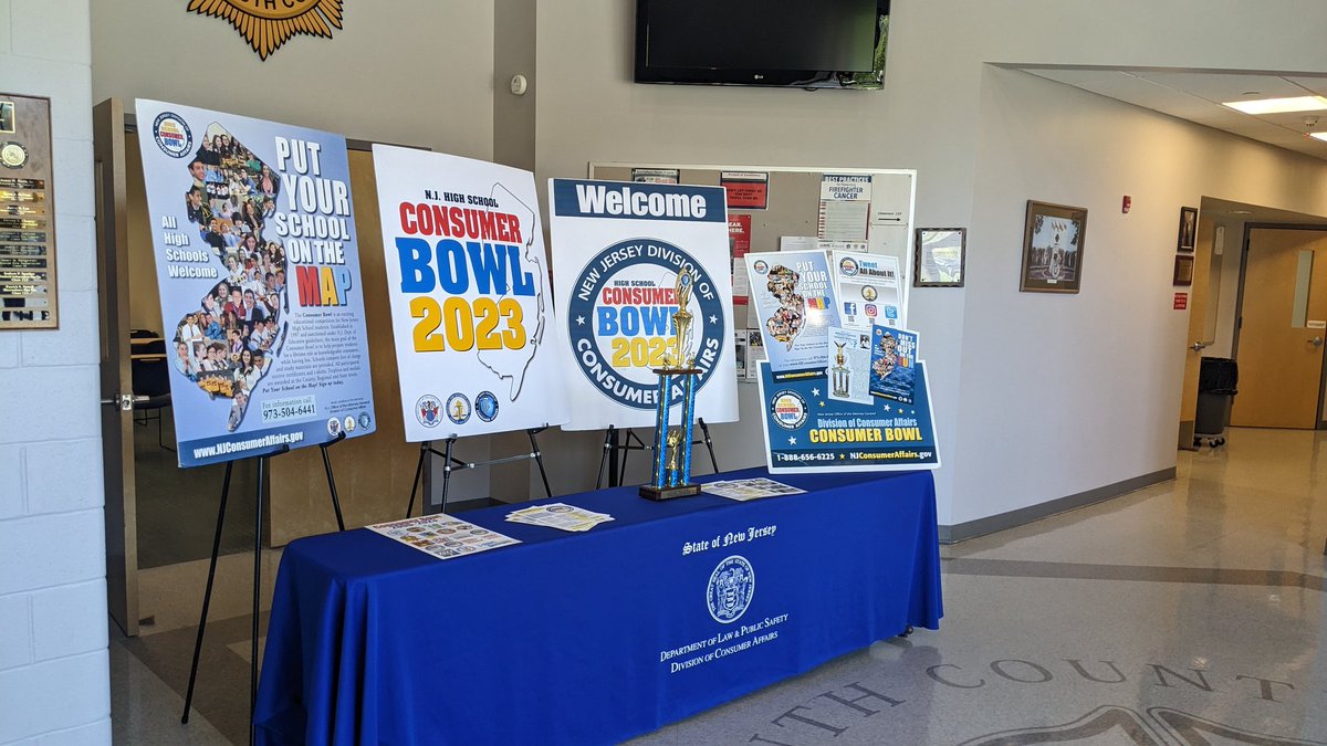 mrteley's tweet photo. 2023 Central Region Consumer Bowl Champions, Hightstown High School!
#Classof2024 #HightstownRams #RamStrong https://t.co/106zyDq6hr