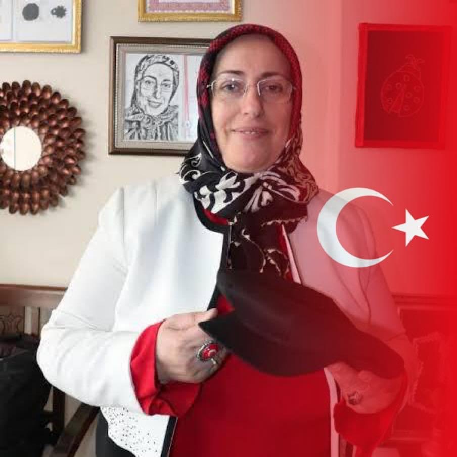 Saniyeen4's tweet photo. Ramazan Bayramı ile taçlandırdığımız rahmet ve mağfiret ayının başta sizler ile ailelerinize, ülkemize ve tüm islam alemine sıhhat huzur ve hayırlar getirmesini Yüce Allah’tan niyaz ediyorum.

Çarşamba Ev Hanımları Derneği Başkanı
Saniye ŞEN https://t.co/MrpKr9CJSq