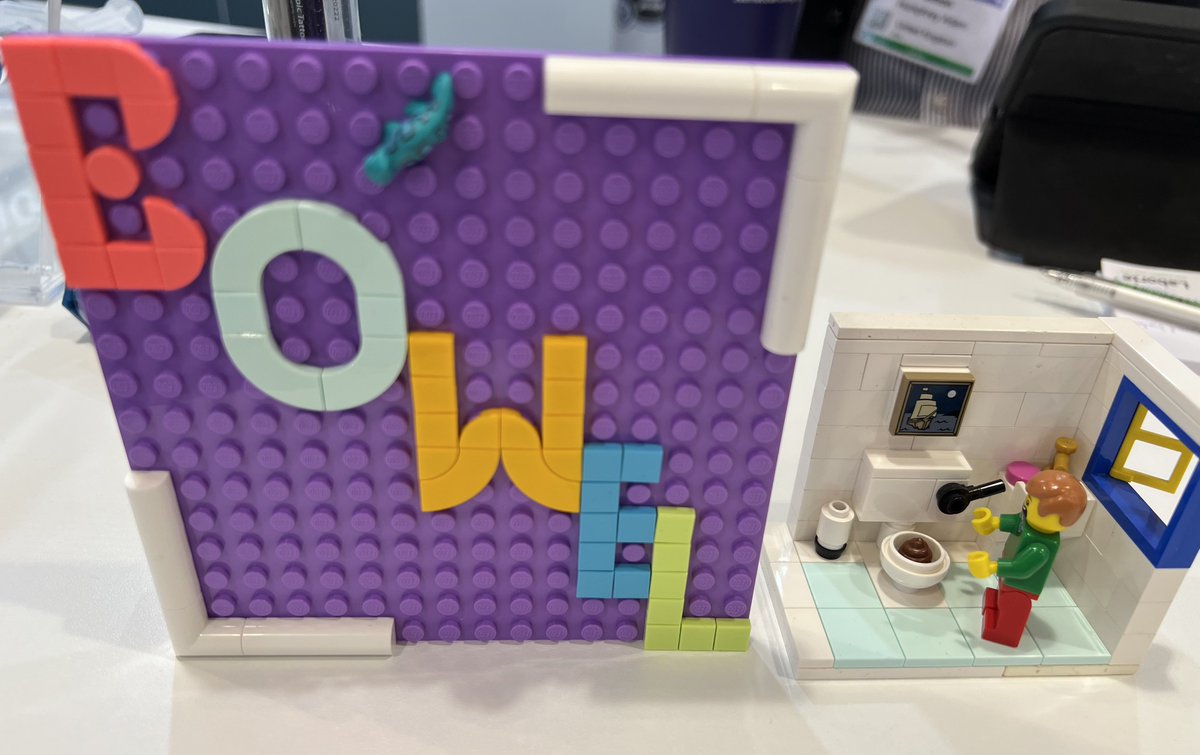 drkeithsiau's tweet photo. Lego depiction of an endoscopy unit 😅 #ESGEDays2023 https://t.co/9NSLJZdz47