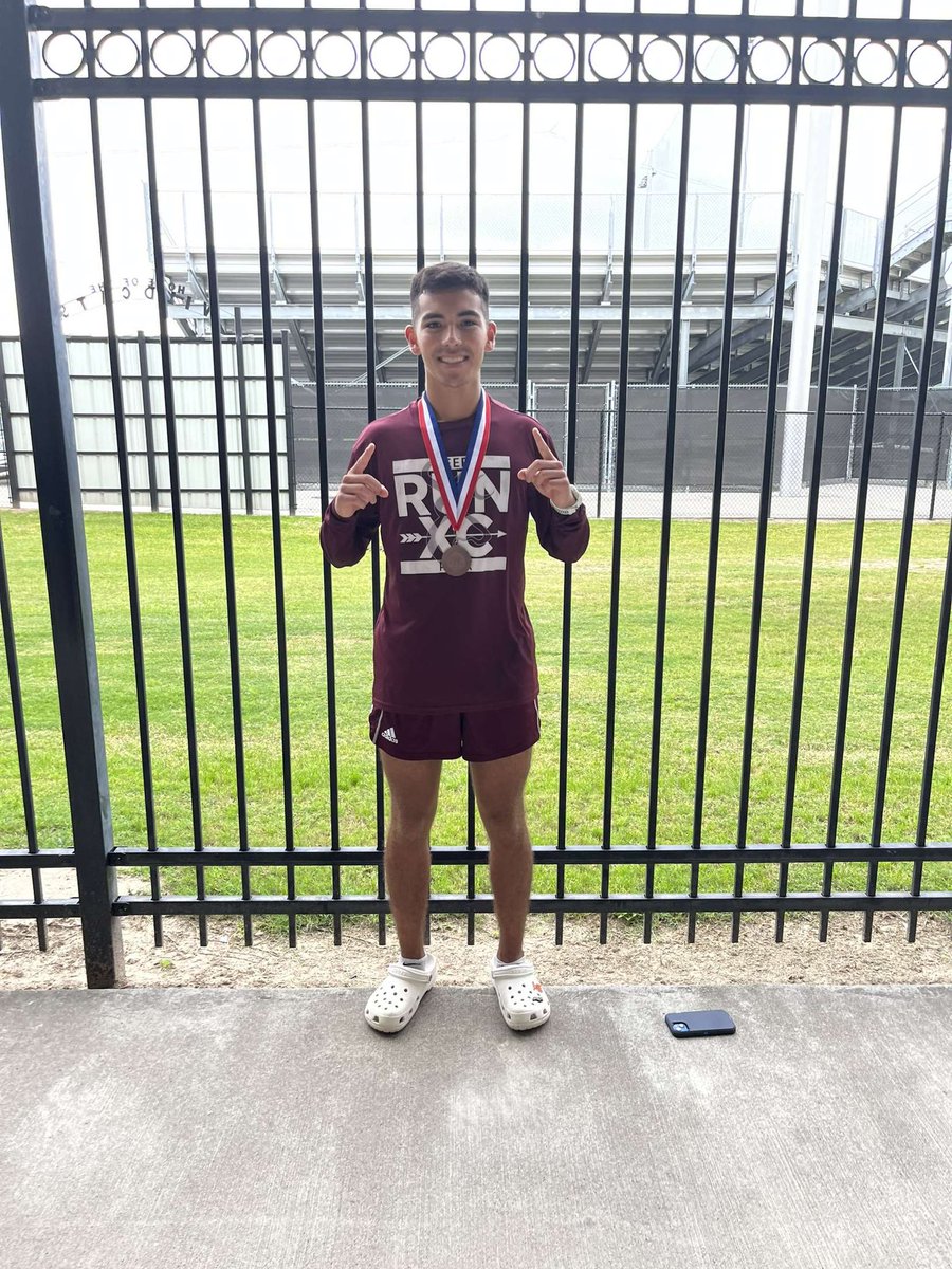 REGIONAL BOUND!!
Julian Andrade 3200 4th place 
Kate Smith 300 hurdles 4th place