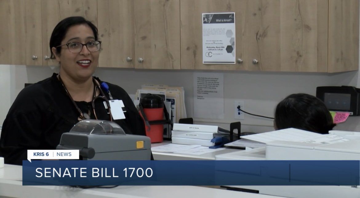 Ilaria63512445's tweet photo. On the news talking about #SB1700 #HEALTexansAct - it deserves to be read by the Texas HHS Committee - this is bipartisan - for Texans! @loiskolkhorst I support SB 1700!
We advocate for Texans!! #NPs4TX #MoreAccessMoreOptions #CBAPN #NPsCare #CBAPN https://t.co/Wc5vTivDop