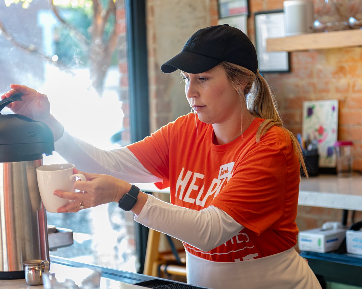tasteproject_'s tweet photo. This week we celebrate the more than 3,000 individuals who have volunteered at Taste Community Restaurant since opening day!  Some have volunteered an hour, and others more than 1,000 hours. #volunteer #volunteerappreciationweek
.
You can join online at https://t.co/miCNBFVoEy https://t.co/uWReLmYWXK