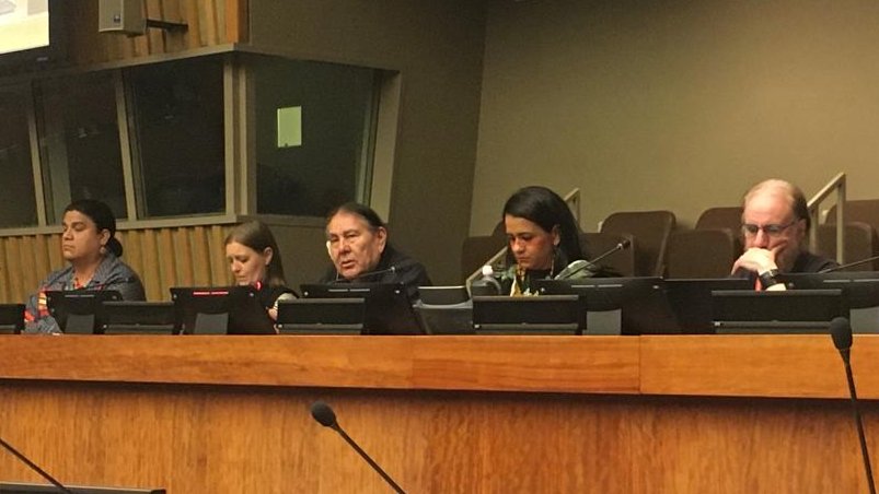 stefanthorsell's tweet photo. “When the first settlers came, we were not able to communicate together because we looked at life differently. This is still the case today when governments talk about so-called climate solutions such as carbon markets”
– Tom Goldtooth of @IENearth at #UNFPII (@UN4Indigenous) https://t.co/cqCpj0JGjh