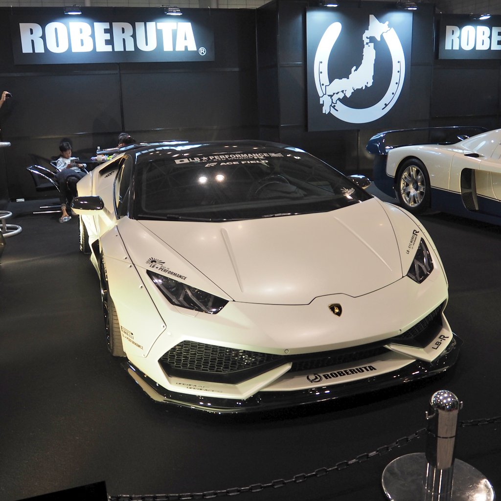 ne2_toshi_2's tweet photo. 2016 TOKYO AUTO SALON
ROBERUTA Booth
MASERATI MC12
LAMBORGHINI Huracan
#TAS2016
#ROBERUTA https://t.co/Zzk0u4D2Sw