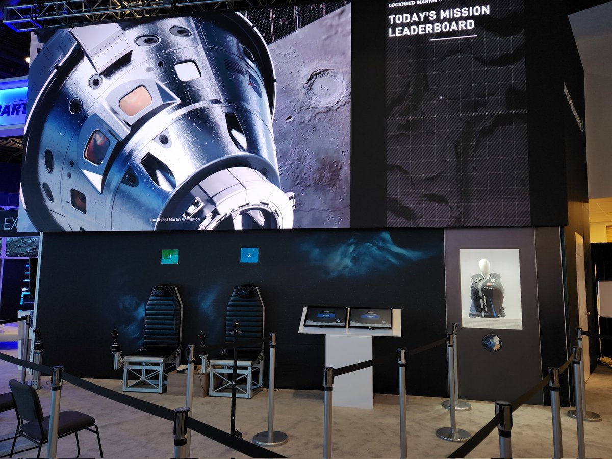 2s0ckz's tweet photo. This week at #SpaceSymposium, @StemRad showcased not one, but two AstroRad vests that have flown to space. One, which was on @ISS_CASIS, at the @LMSpace booth, and another, which flew on @NASA_Orion around the Moon on #Artemis1, at the @DLR_en booth. #38Space https://t.co/0XZZENg3eF