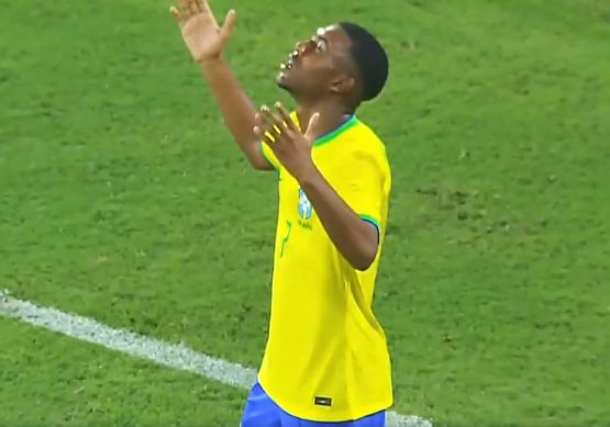 FTalentScout's tweet photo. Rayan at Sudamericano U-17:

☑️8 games
⚽️5 goals
🅰️3 assists
📊directly involved in a goal every 73 minutes

Another jewel from Vasco youth academy. One of the biggest talents of his age category in South America. 🇧🇷 https://t.co/pKocJYuCLM