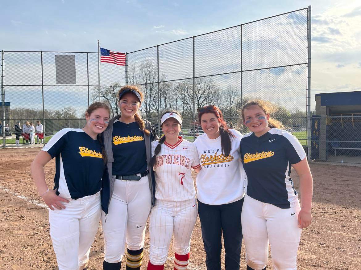 T2Smith18u's tweet photo. @T2Smith facing off in school ball!! @erleonard14 and her @softball_athens team taking on @kaitlynratich @AvaGushen @hannah_wayne14 and Coach Katie at @clarkstonsball #t2strong https://t.co/9q7tDdUgNN