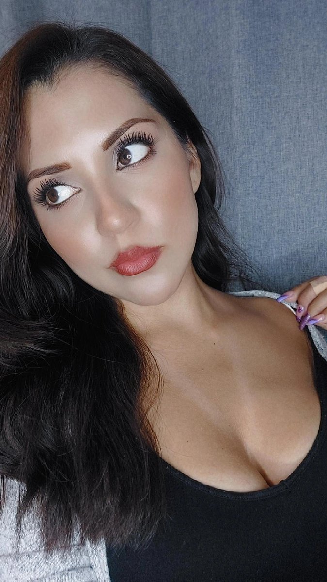 Ferch_arte's tweet photo. 🖤😈   #ChicasLindas #ChicaHot #onlyfans #onlyfansgirl #onlyfanslatinas https://t.co/GXoKlRBb01
