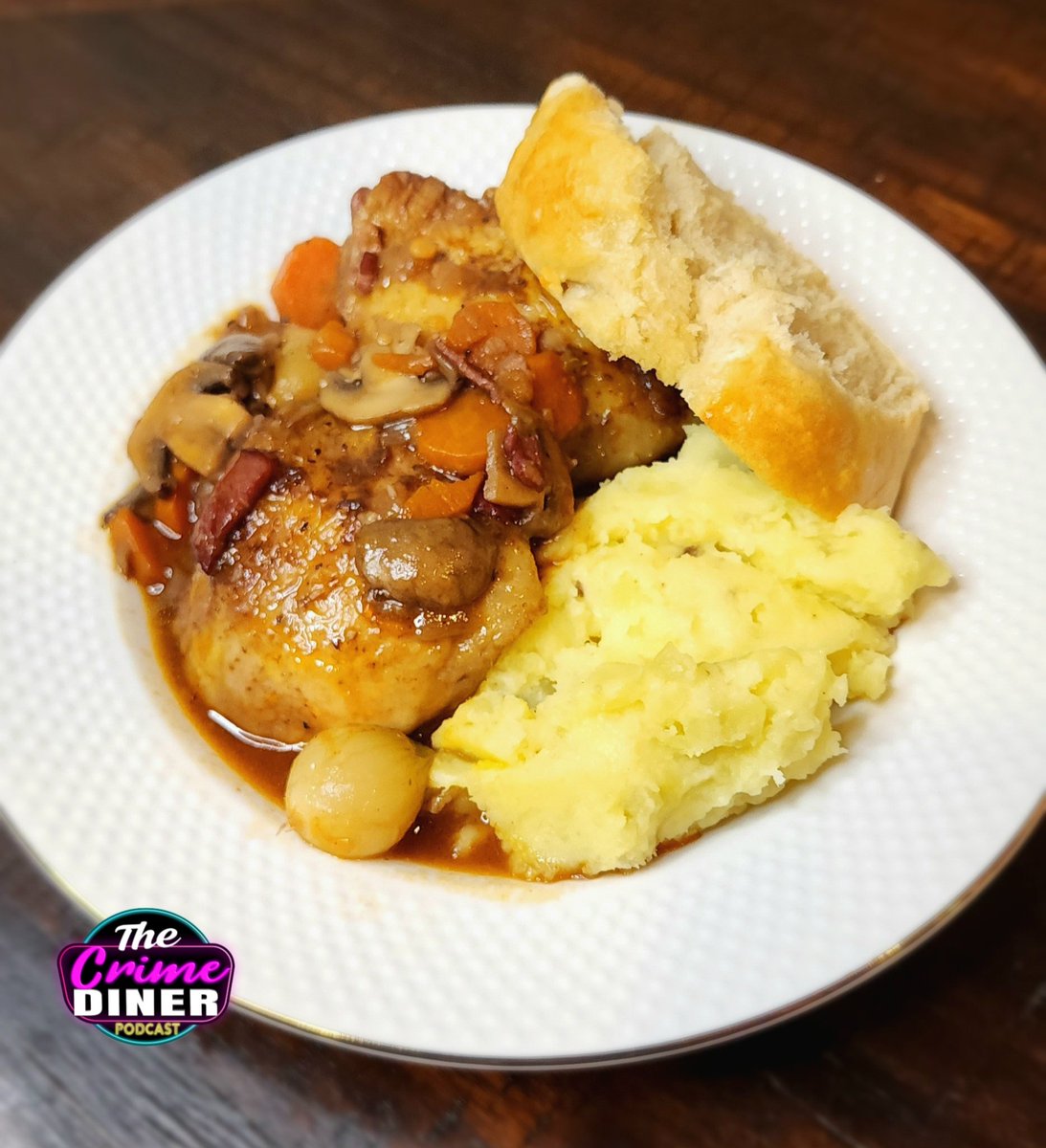 crimedinerpod's tweet photo. EP: Paper Bullets 
https://t.co/2VqDO1zogV
Lucy &amp; Suzanne also known as Claude &amp; Marcel raged a psychological war against the  the Nazi

DINNER: Coq-Au-Vin
DESSERT: Chocolate Pots de Creme
WINE: Chateau du Bernat Bourdeaux

PROMOS
@AutumnsOddPod
@ClassiestWtches

@DarkcastNetwork https://t.co/32HN9xuZJn