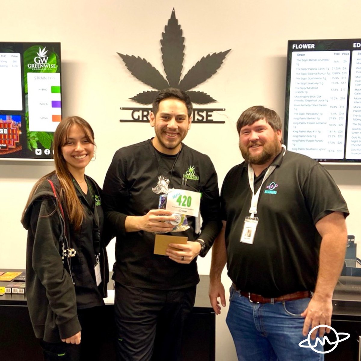 mockingbirdcann's tweet photo. Great 420 day visit with GreenWise in Tupelo! 🌿
Nothing for sale.
#Mockingbird #Mississippi #medical #GreenWise #Tupelo #happy420 #420 #notforsale https://t.co/k8y5ECWjkD