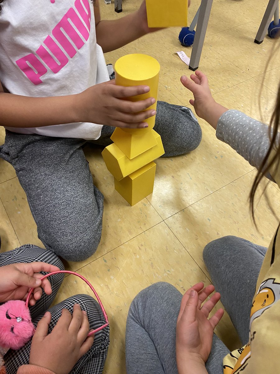 Mrs. Umar’s Grade 1 class tweet media