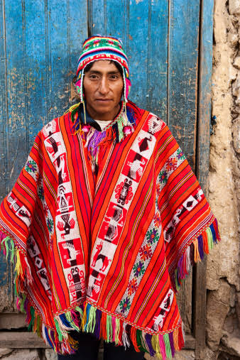 SoyMarcoD's tweet photo. @Rooflemonger I think the clothes are inspired by Peru https://t.co/nytegSXvkf