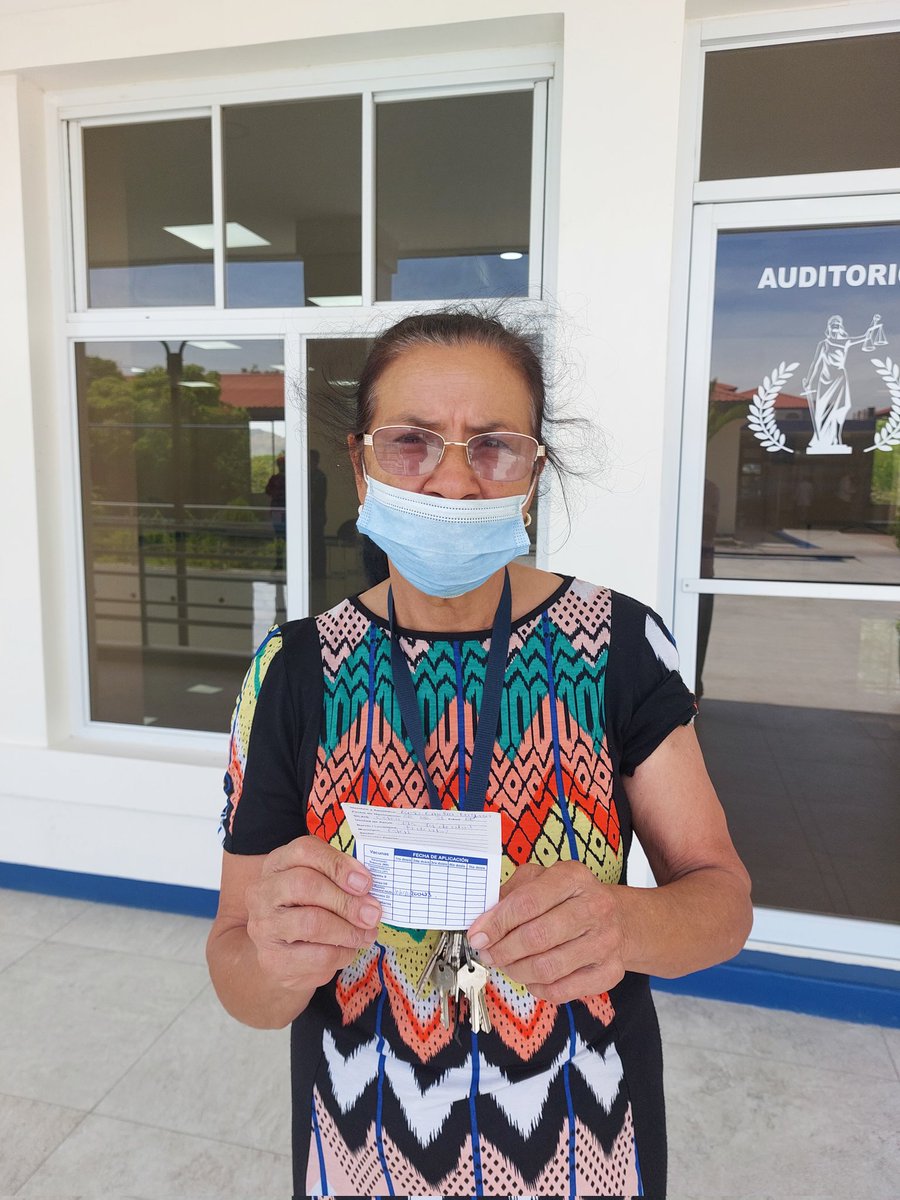 PJEsteli's tweet photo. Exitosa Jornada de vacunación realizada por el Minsa a Funcionarios y Servidores Públicos del Complejo Judicial de #Esteli.

Se aplicaron vacunas contra la Influenza, Neumococo, el Tétano y Covid-19. 💉😷

❗Tu salud es primero, la prevención inicia contigo❗
#PoderJudicialEsteli https://t.co/PZqynwlrUG