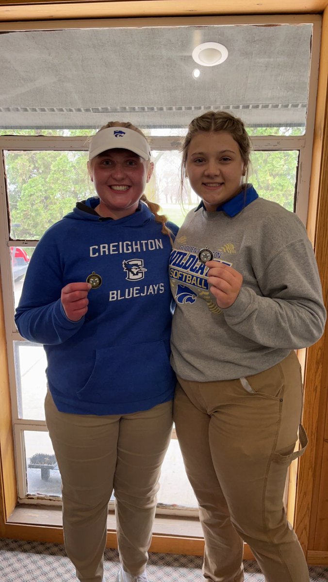 GR Girls Golf roughed it out in the windy conditions today! Addy Boell was the medalist with a 46. Elizabeth Lloyd was the runner up with a 51. Great job girls! ⛳️🔵🟡