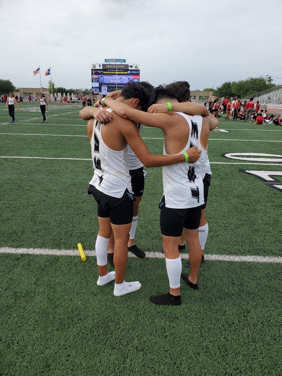 East Boys 4x100 win the AREA meet! Wow! What a race! On to Regionals!