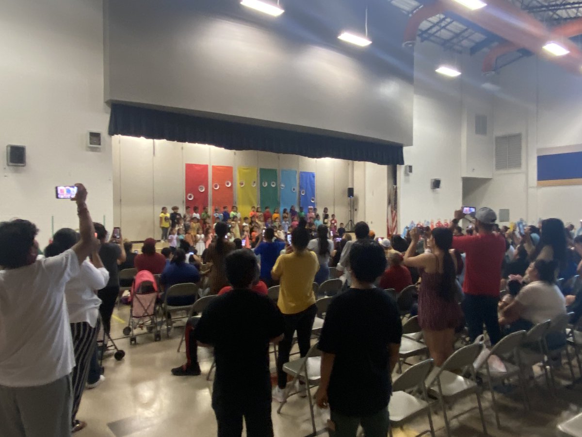 vanunio's tweet photo. Kinder Fine Arts Program at Lakeland! Amazing to see our little ones on stage! Thank you Mrs. Melugin, Mrs. Larsen and all our Kinder teachers! @LakelandES #5Houses1Lakeland❤️💙💛💚🖤 @MeluginMusic @LarsenARTLover @corbett4teach @seyoumj https://t.co/lGmfpHkHsU