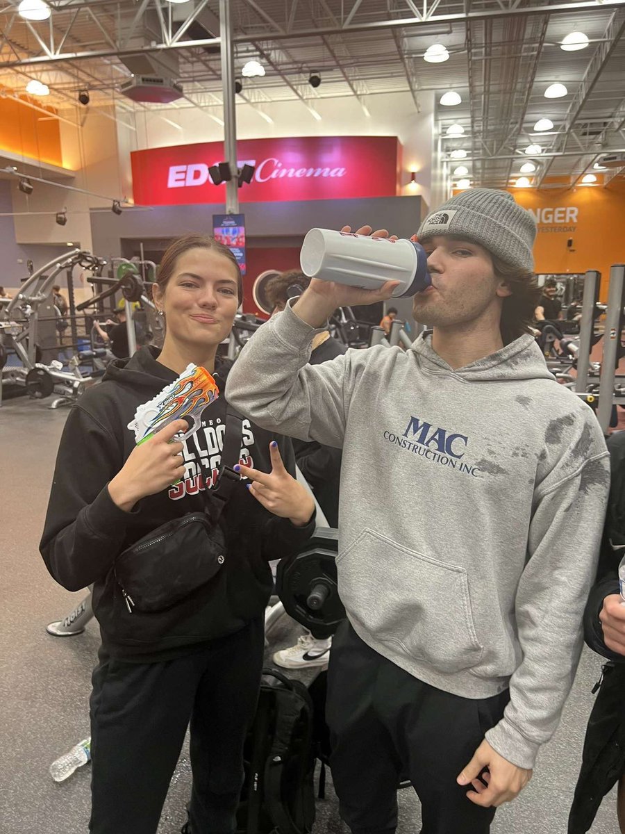 RHSWaterWars23's tweet photo. the mutt got joe out https://t.co/5WXYp59sJZ