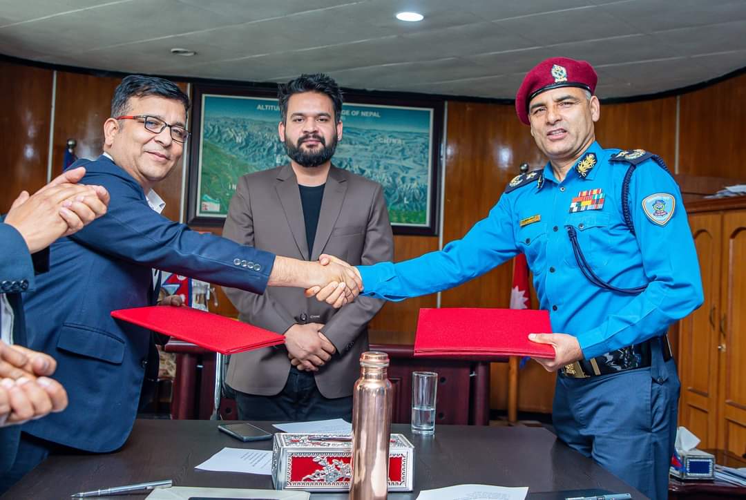 चुनाब पहिले मैले भनेको थिए चोक चोकमा CCTV हाल्नेछु , यस्को सुरुवात हामीले यसको
 जडान र सञ्चालनको लागि नेपाल प्रहरीलाई ६ करोड रुपैयाँ उपलब्ध गराएको छौ ।
 यो सुरुवात मात्र हो हामी भबिस्यमा अझै धेरै सहकार्य गर्नेछौ ।