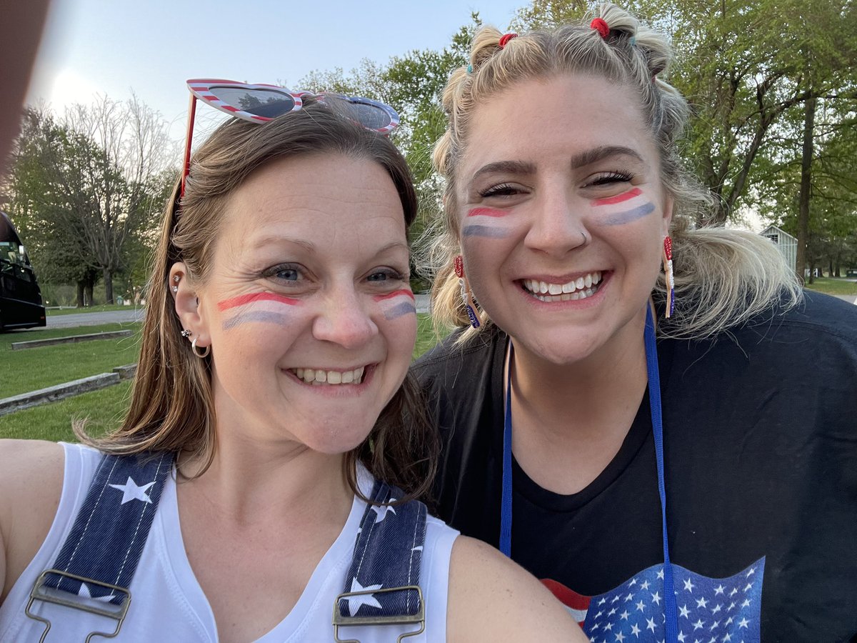 MrsPitzerMMS's tweet photo. MMS Staff take on the Barn Dance! ๐บ๐ธ #USA #mmsmustangs #WashingtonDC https://t.co/Mo2PrkK9sE