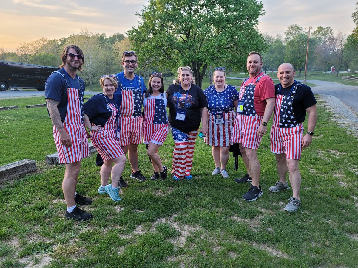 MrsPitzerMMS's tweet photo. MMS Staff take on the Barn Dance! ๐บ๐ธ #USA #mmsmustangs #WashingtonDC https://t.co/Mo2PrkK9sE
