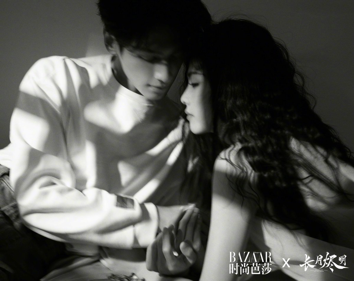 dramapotatoe's tweet photo. #TilltheEndoftheMoon leads #LuoYunxi and #BaiLu for Harper’s Bazaar China 

Full shoot - https://t.co/hGfgjaaW2i https://t.co/YYk3TLa2OX
