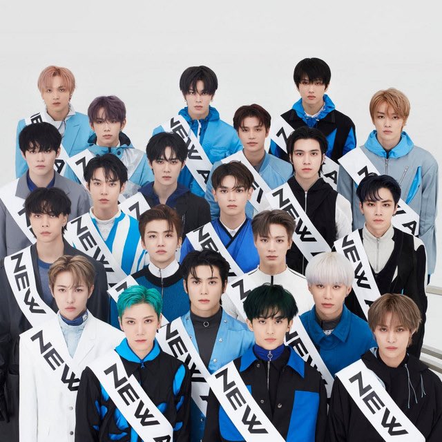 truthwrId's tweet photo. yes 25 tickets to grouptwt prom please. https://t.co/bJIEhlVA42