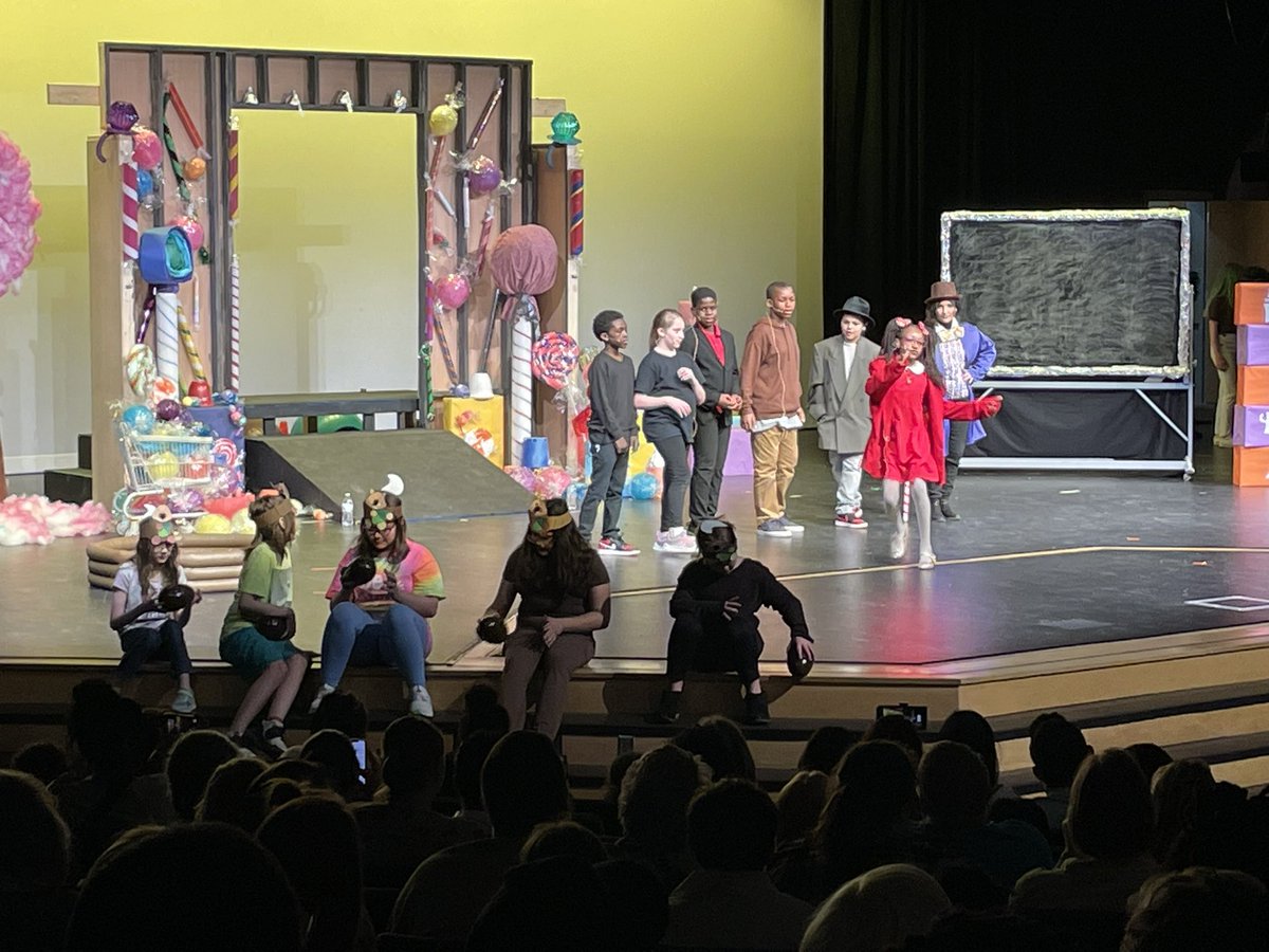 lrhensley1's tweet photo. My heart is full to the brim!  I love authentic inclusion…it’s one of the things that I live for!  Tonight the MCE music department presented the musical “Willy Wonka”.  I got to see a great show AND watch my dream happen right before my eyes. I❤️MCE! #wearewayne @McClelland_ES https://t.co/vP4QGzmbMD