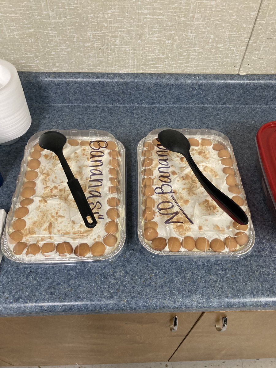 phsbaseball_16's tweet photo. These night never get old! @PiedmontHS ⚾️ Senior/Playoff Dinner #PlayoffPudding https://t.co/k85PahWfWq
