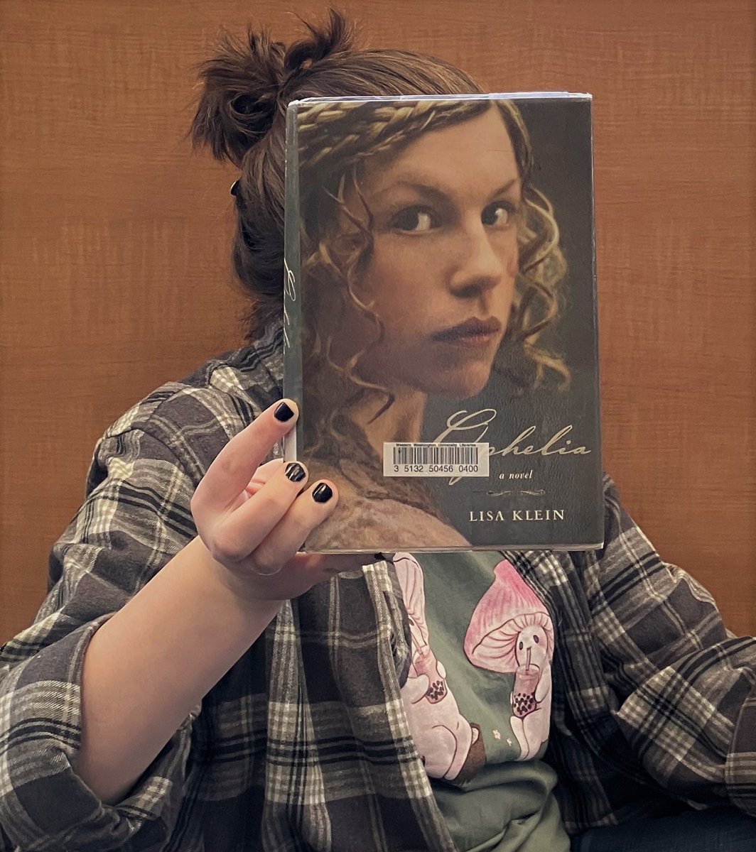 WWULibraries's tweet photo. Happy #BookfaceFriday! This week's selection features the book "Ophelia" by Lisa Klein.
#WWULibraries #ShowUsYourBookface https://t.co/PIYEUwzOYn
