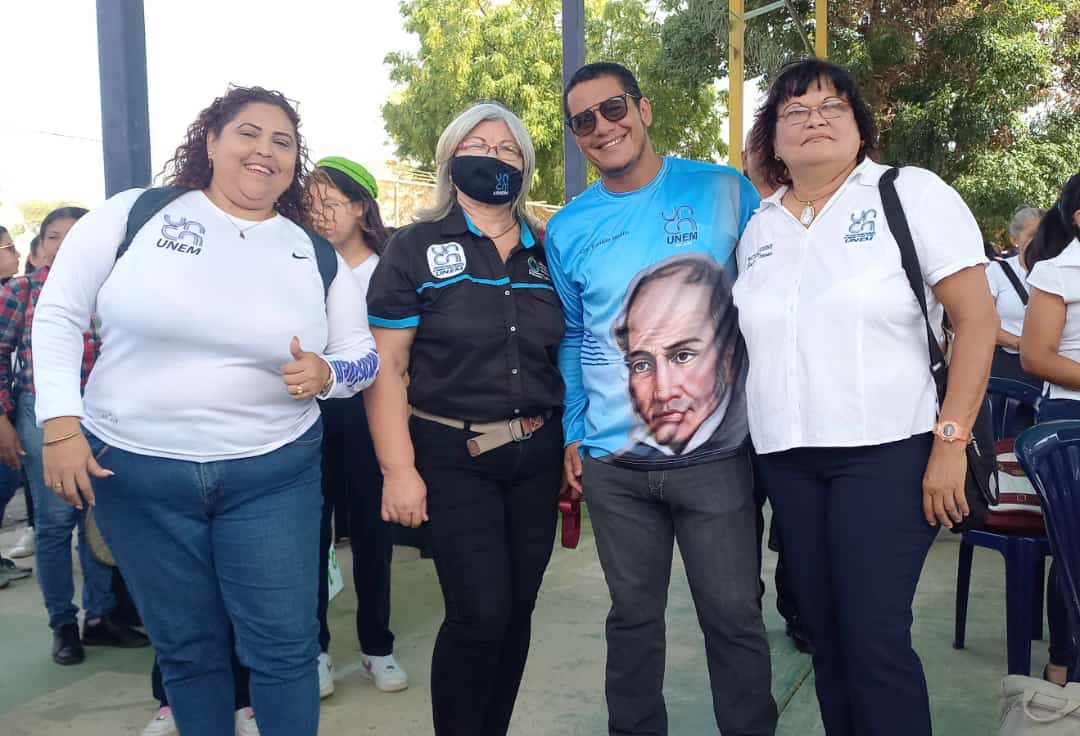 thebigfran's tweet photo. Hoy #20abr parte de los coordinadores regionales de @SomosUnem presentes en el Congreso Pedagógico municipal "La escuela como epicentro de acción Social y desarrollo territorial hacia la consolidación  de redes de conocimientos lugarizados por la calidad educativa @sandraoblitasr https://t.co/IkiAF3muzW
