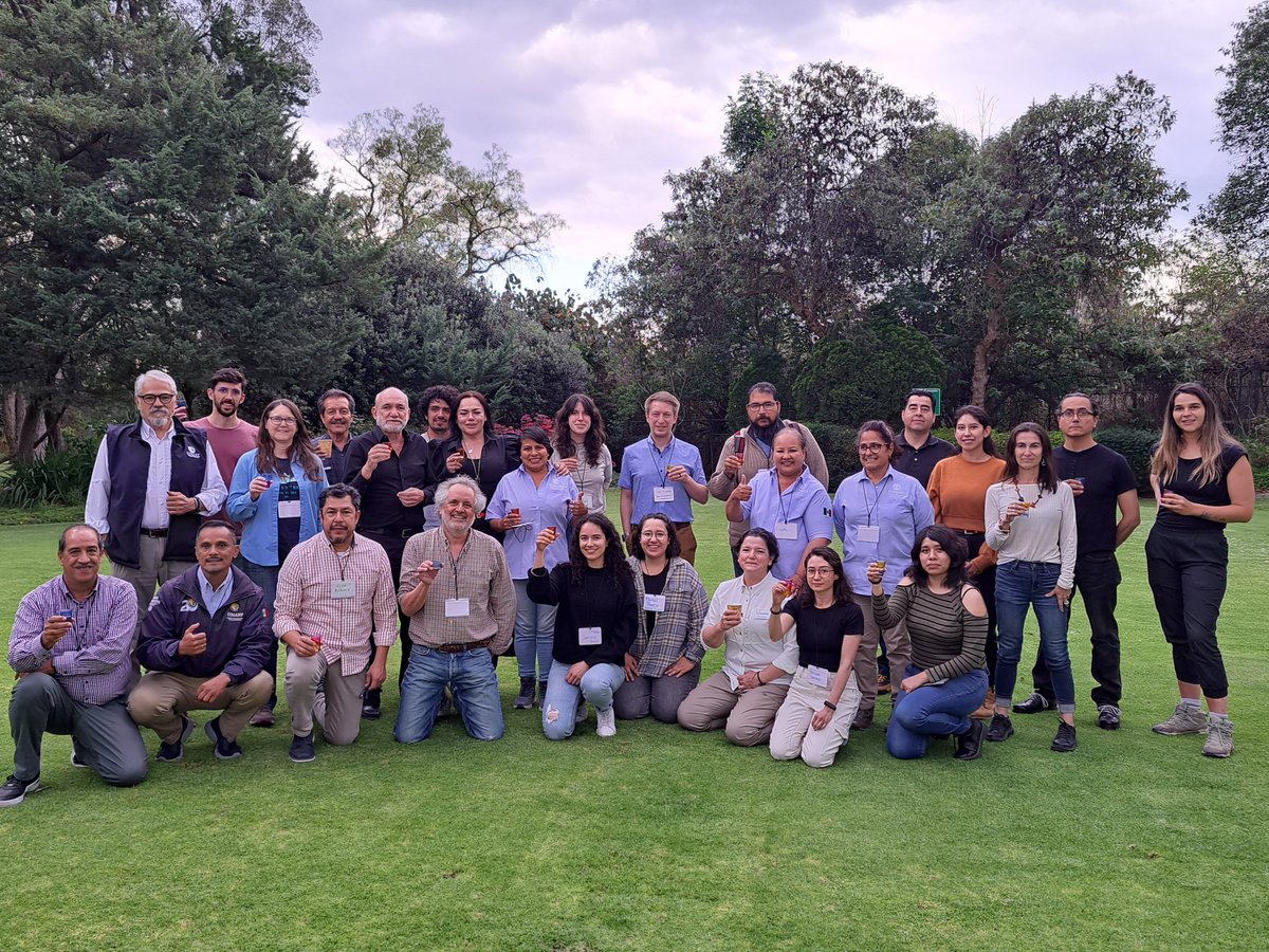Last month, BCI’s Endangered Species Interventions Team attended the Nivalis Conservation Network meeting in Mexico City to take part in collaborative efforts to prioritize efforts to save the Endangered Mexican long-nosed bat (Leptonycteris nivalis) from extinction. Over 30