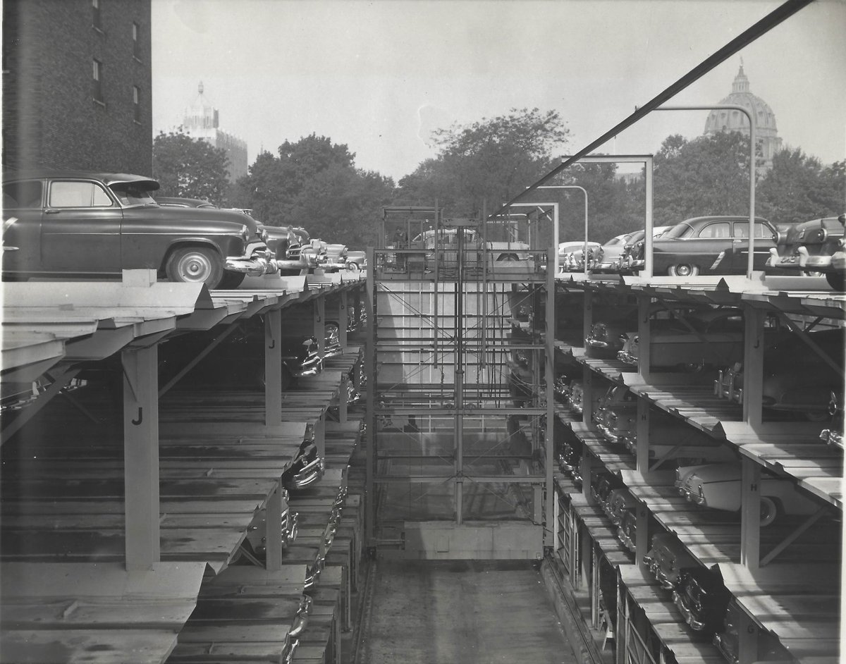 MaynardsGarage's tweet photo. Pigeon Hole Parking — In the early 1950s, it seemed like a good idea at the time. https://t.co/BHFZcw7ltI #parkinggarage #LowerManhattan #parkingstructures #madeintheusa #parkingcontrol #vintage #newyork #classiccars #History #pigeonholeparking #oldcars https://t.co/b5c1oUPqaf