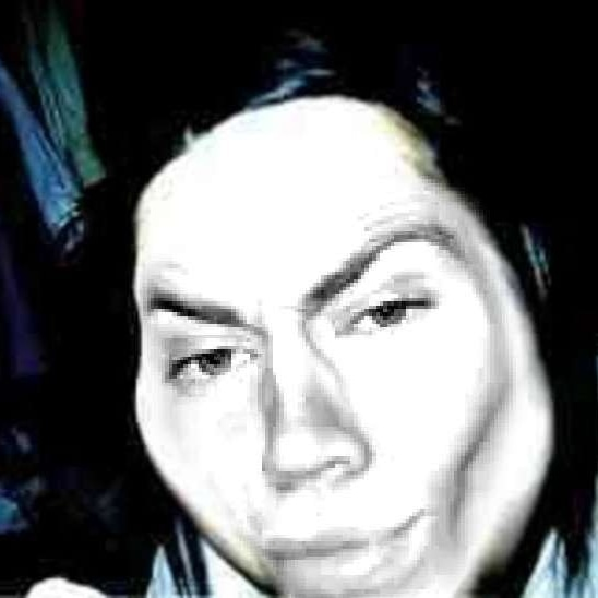BeezyLoove tweet picture